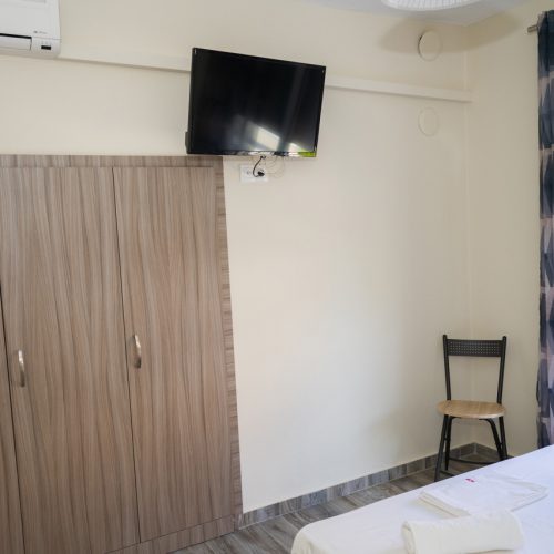 Apartment 4